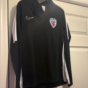 Nike Black and White Soccer Sports Pullover Dri-Fit Size Medium Excellent Cond